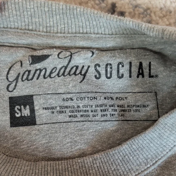 Nebraska Huskers Sweatshirt Gameday Social Crewneck Small NCAA Stars Sleeve - Picture 2 of 5